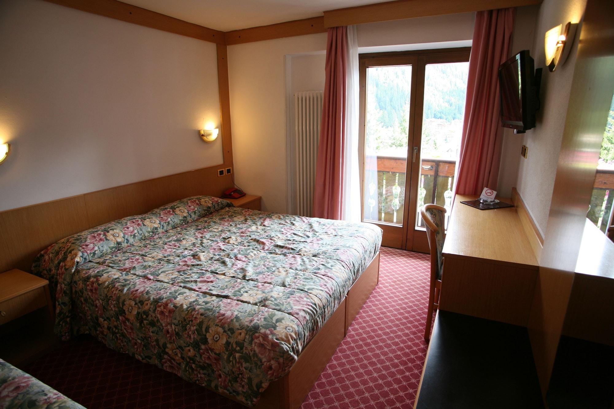 Alpen Hotel Vidi Madonna Exteriér fotografie